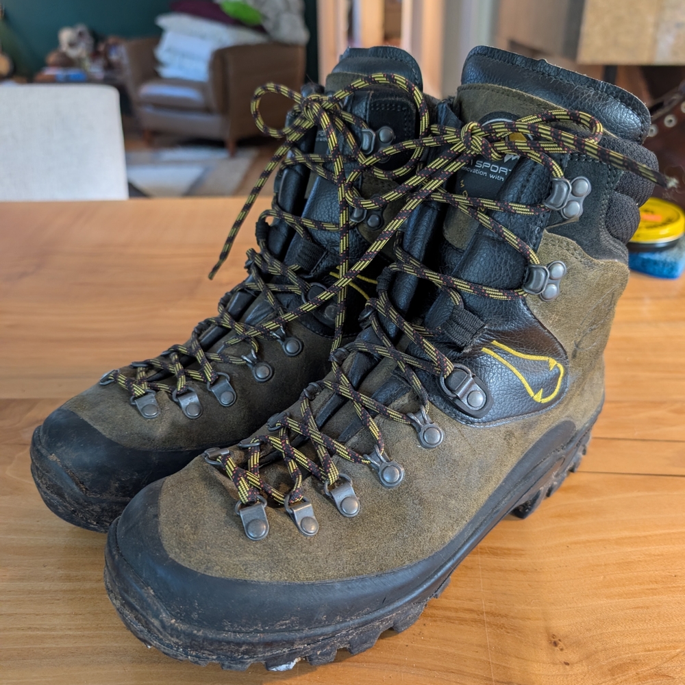 La Sportiva Unisex Hiking Boots